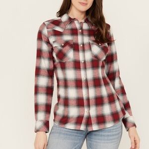 Wrangler Retro red metallic western shirt, pearl snap buttons, like new size XXL